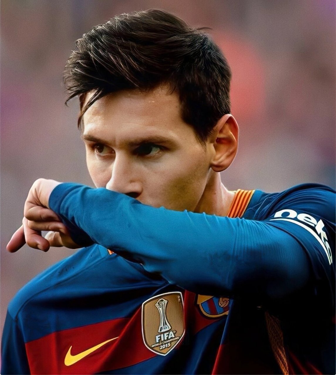 关于梅西迎来十二赛季出色发挥，美国队观众热烈欢呼！比赛高潮迭起的信息